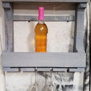 Pallet wood wine rack